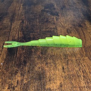Kroon Fishing De Hunter Shad V-Tail 24cm 74 gram